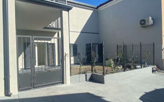 VENDUTO Costalunga Appartamento con Giardino Primingresso