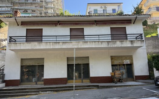 Via San Pasquale Alta – Ampia Proprietà